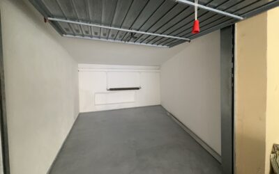 Box singolo in vendita in Viale Zara