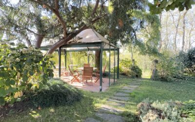 Appartamento su due piani con parco botanico privato in vendita a Pavia